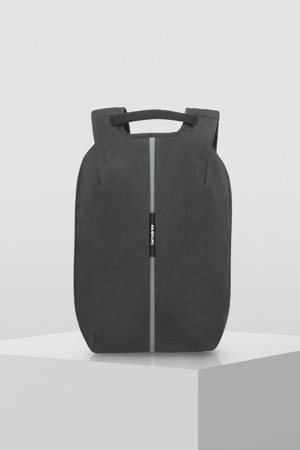 Рюкзак Антивор Для Ноутбука Черный Usb 15,6" Samsonite SECURIPAK BLACK 30х44х16 KA6*09001
Рюкзак Антивор Для Ноутбука Черный Usb 15,6" Samsonite SECURIPAK BLACK 30х44х16 KA6*09001