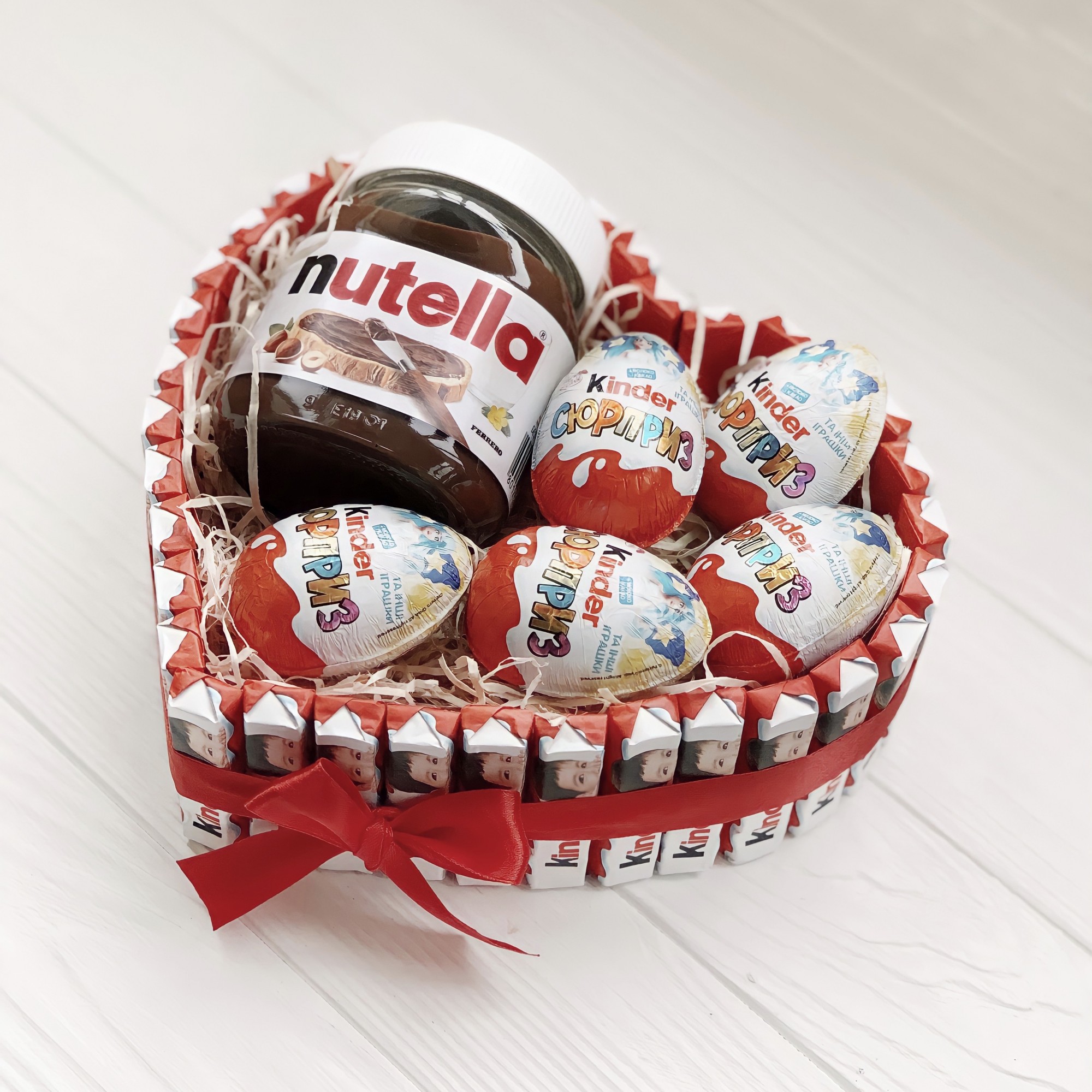 Подарок для девушки YourGifts Подарочный бокс со сладостями Киндер. Kinder Surprise. Подарок для сестры. Подарок для жены. Подарок для мамы. Подарок девушке на день рождения
Подарок для девушки YourGifts Подарочный бокс со сладостями Киндер. Kinder Surprise. Подарок для сестры. Подарок для жены. Подарок для мамы. Подарок девушке на день рождения