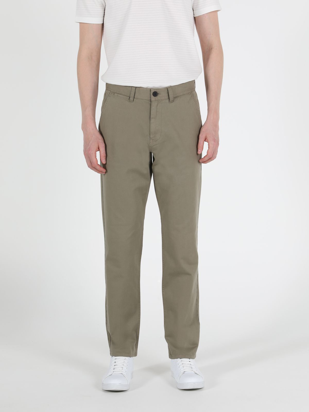 Брюки Colin's CL1049750OGR Oil Green, Брюки Colin's CL1049750OGR 36-34 Oil Green
Брюки Colin's CL1049750OGR Oil Green, Брюки Colin's CL1049750OGR 36-34 Oil Green