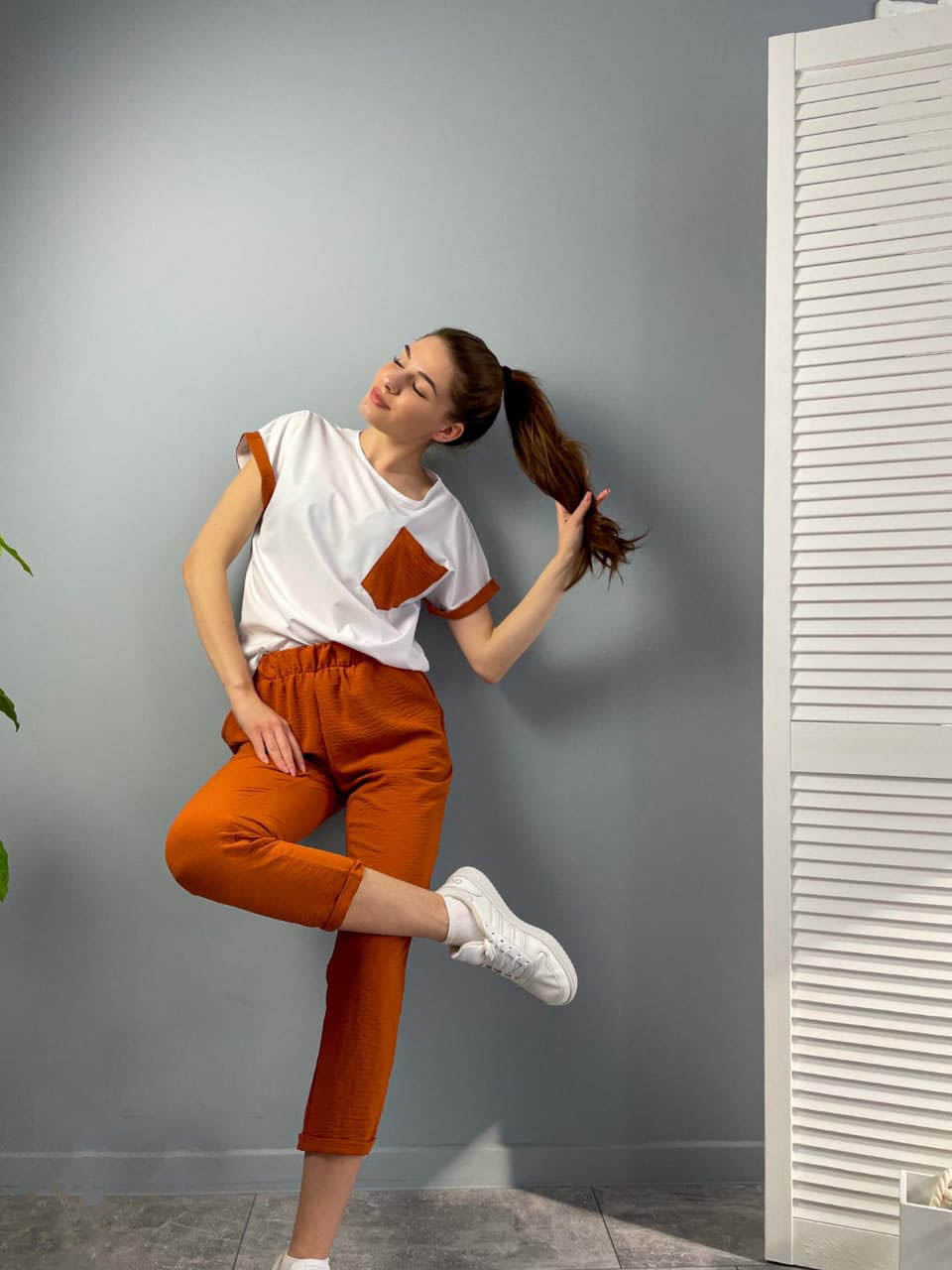 Fashions • Легкий костюм брючный Амина Fashions терракот (7890-фг, Fashions • Легкий костюм брючный Амина Fashions 52 терракот (7890-фг)
Fashions • Легкий костюм брючный Амина Fashions терракот (7890-фг, Fashions • Легкий костюм брючный Амина Fashions 52 терракот (7890-фг)