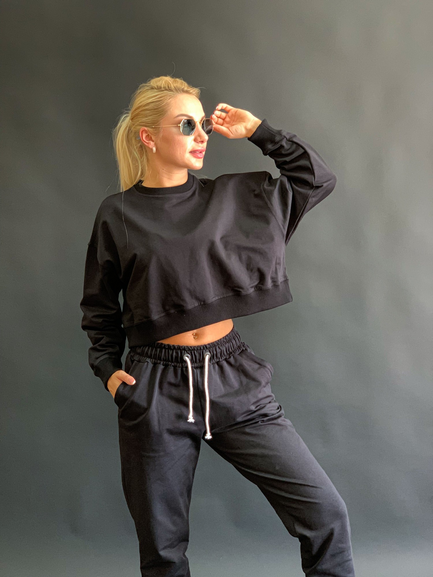 Костюм Baysho свитшот с джогерами Двунитка S Черный (bd1104-100/bd1002-100)
Костюм Baysho свитшот с джогерами Двунитка S Черный (bd1104-100/bd1002-100)