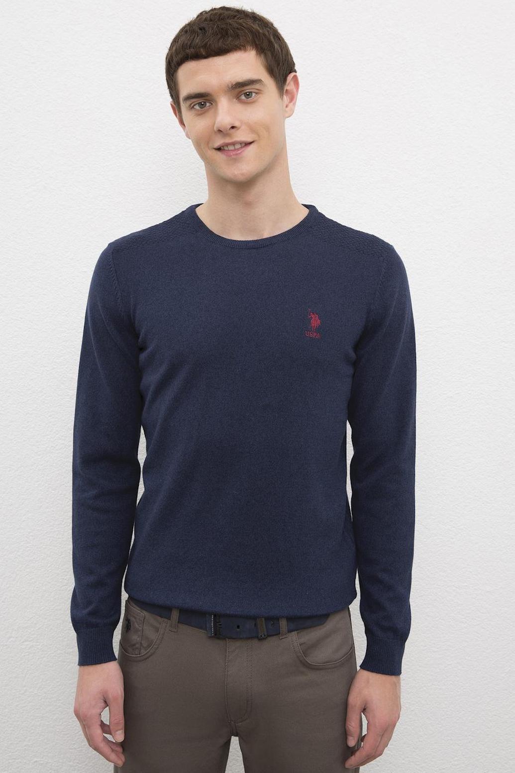 Свитер мужской U.S. Polo Assn. Темно-синий (1080420 VR033, Свитер мужской U.S. Polo Assn. Темно-синий 54 (1080420 VR033)
Свитер мужской U.S. Polo Assn. Темно-синий (1080420 VR033, Свитер мужской U.S. Polo Assn. Темно-синий 54 (1080420 VR033)