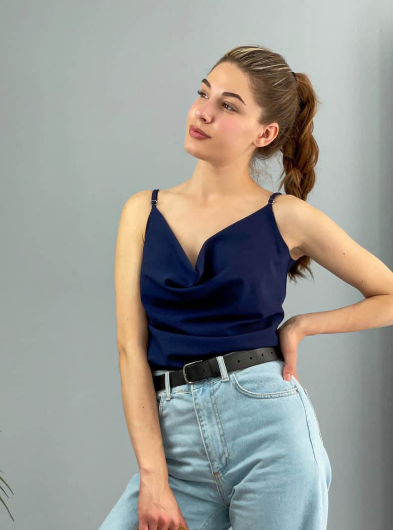 Fashions • Блузка на тонких бретельках Арго Fashions 46-48 темно-синий (6080-фг )
Fashions • Блузка на тонких бретельках Арго Fashions 46-48 темно-синий (6080-фг )
