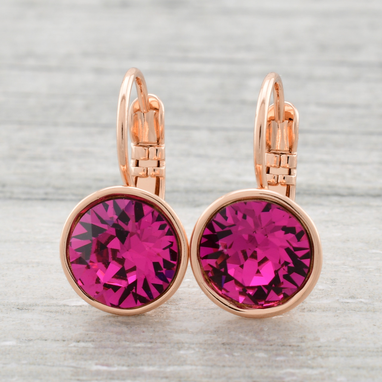 Серьги Xuping с кристаллами Swarovski 83058 размер 19х10 мм цвет малиновый позолота РО
Серьги Xuping с кристаллами Swarovski 83058 размер 19х10 мм цвет малиновый позолота РО