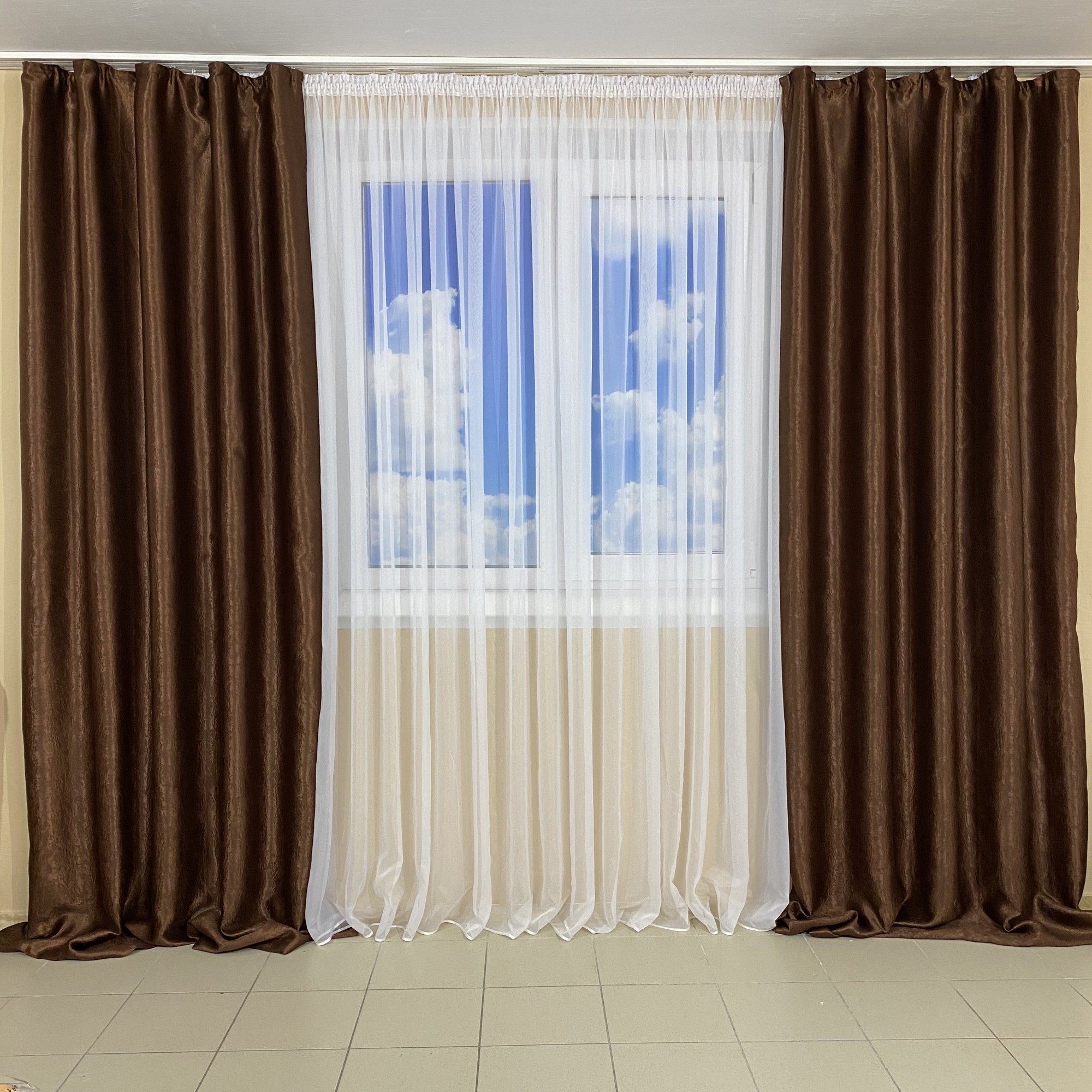 Комплект готовых штор TG Home для спальни, детской, зала Блекаут-Софт №250 Шоколад
Комплект готовых штор TG Home для спальни, детской, зала Блекаут-Софт №250 Шоколад