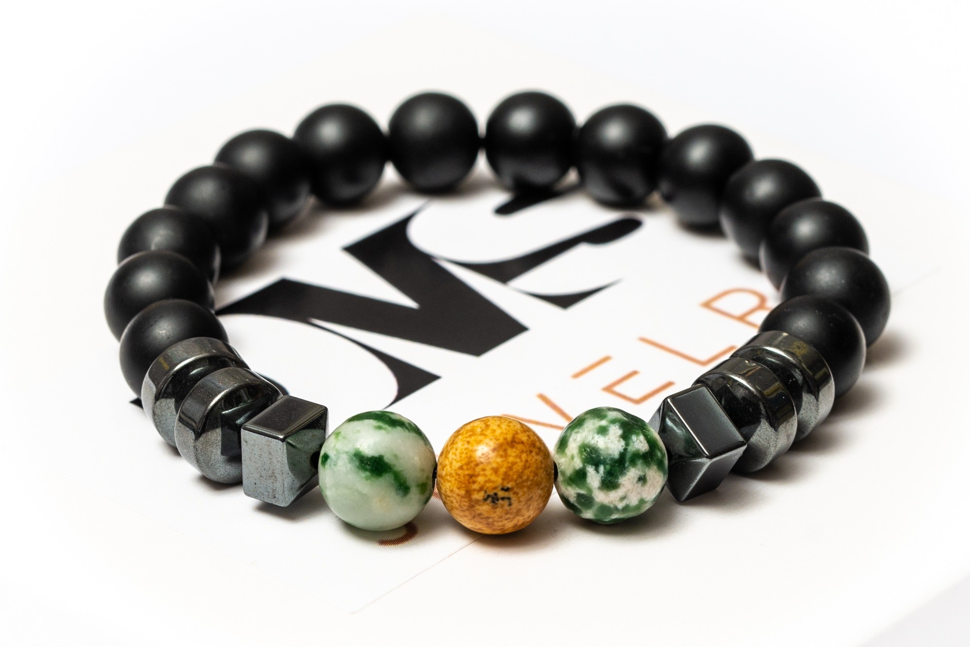 Браслет DMS Jewelry мужской и женский из натуральных камней Ø 8мм: шунгит, гематит (синт), пейзажная яшма, агат моховый FREEDOM
Браслет DMS Jewelry мужской и женский из натуральных камней Ø 8мм: шунгит, гематит (синт), пейзажная яшма, агат моховый FREEDOM