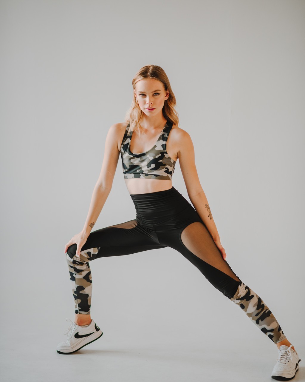 Женский спортивный утягивающий комплект для фитнеса Asalart Cotis Camouflage XS Черный - Камуфляж 556172
Женский спортивный утягивающий комплект для фитнеса Asalart Cotis Camouflage XS Черный - Камуфляж 556172