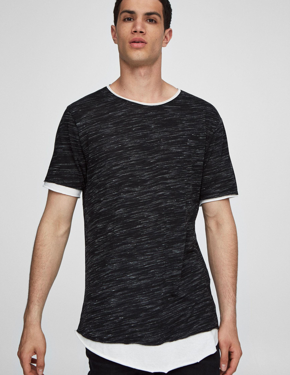 Футболка PULL & BEAR М0111750 (9233/533/824) цвет черный, Футболка PULL & BEAR М0111750 (9233/533/824) цвет черный M
Футболка PULL & BEAR М0111750 (9233/533/824) цвет черный, Футболка PULL & BEAR М0111750 (9233/533/824) цвет черный M
