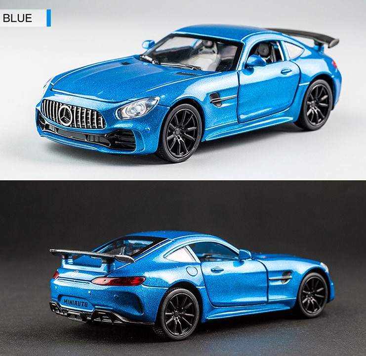 Модель автомобиля Mercedes-Benz GT 1:32 со звуковой и световой функцией синего цвета
Модель автомобиля Mercedes-Benz GT 1:32 со звуковой и световой функцией синего цвета