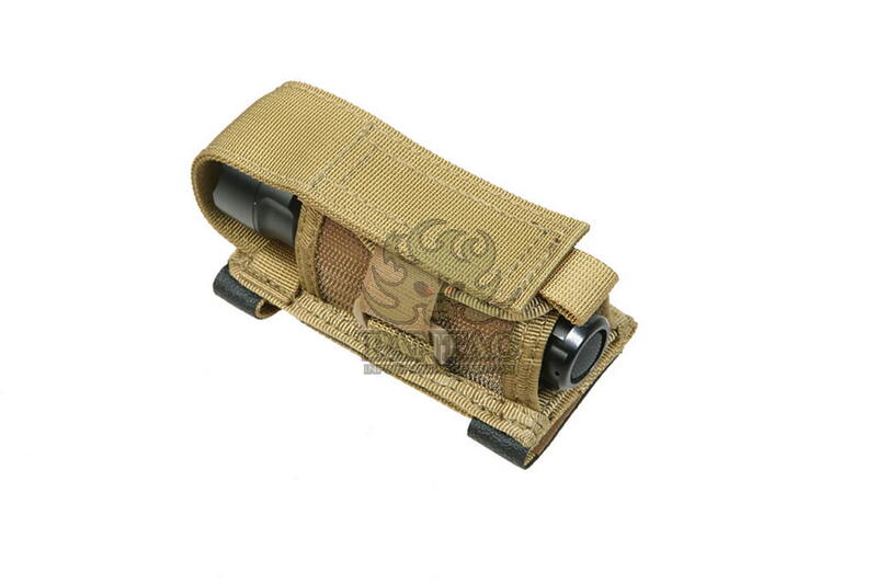 Подсумок для фонаря молле Pantac Molle Flashlight Holster OT-N538 Coyote Brown Один размер
Подсумок для фонаря молле Pantac Molle Flashlight Holster OT-N538 Coyote Brown Один размер