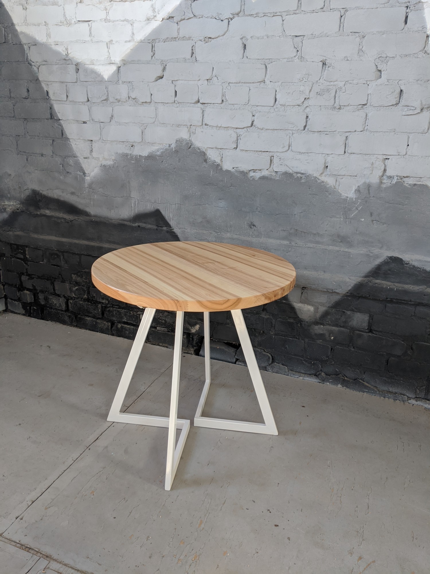Стол раздвижной лофт Mwood loft -mark2 ( D1100мм + 300мм ) сосна натуральное дерево
Стол раздвижной лофт Mwood loft -mark2 ( D1100мм + 300мм ) сосна натуральное дерево