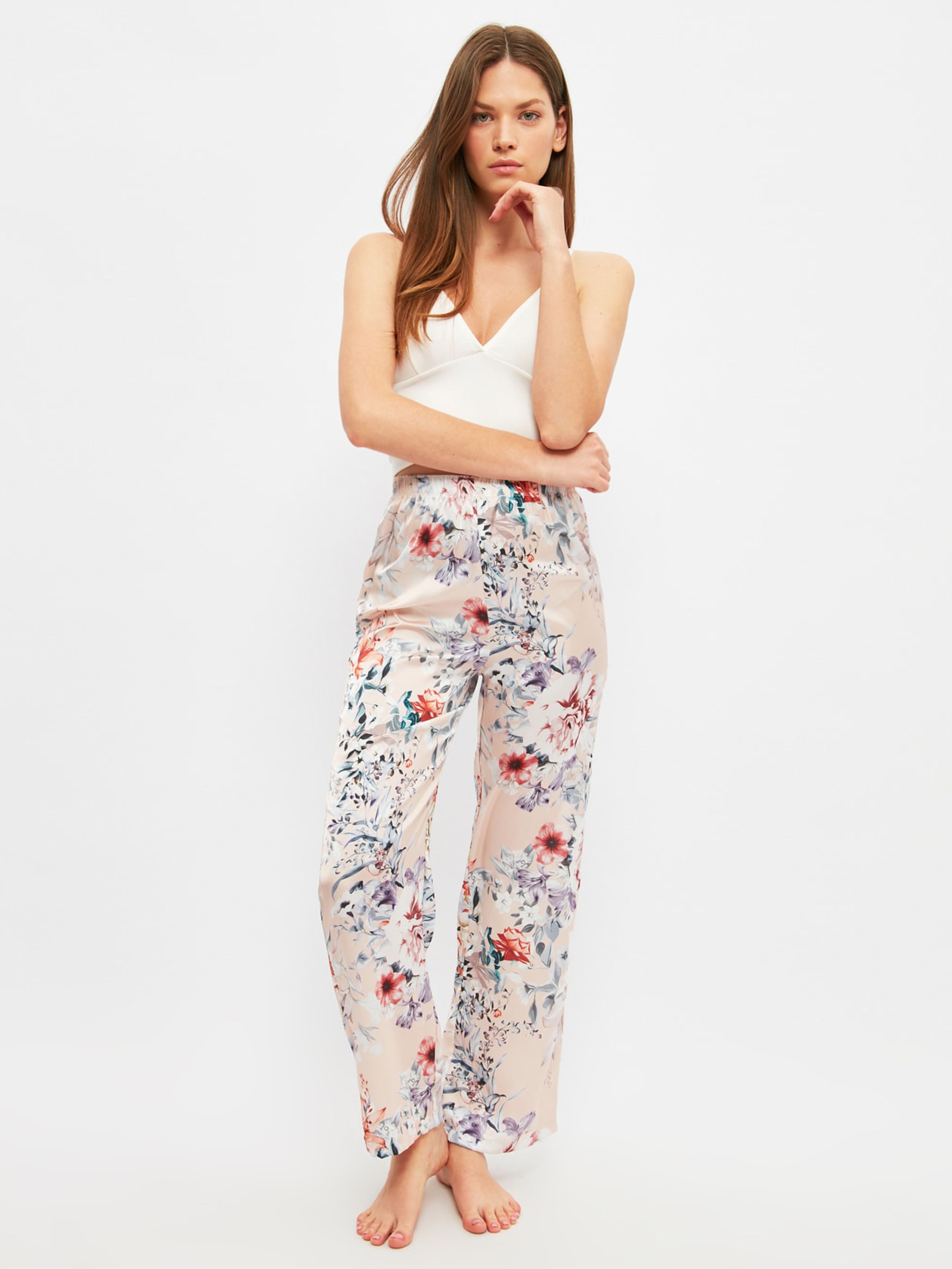 Пижамные штаны Trendyol THMSS21PJ0015-16 Ekru, Пижамные штаны Trendyol THMSS21PJ0015-16 42 Ekru
Пижамные штаны Trendyol THMSS21PJ0015-16 Ekru, Пижамные штаны Trendyol THMSS21PJ0015-16 42 Ekru