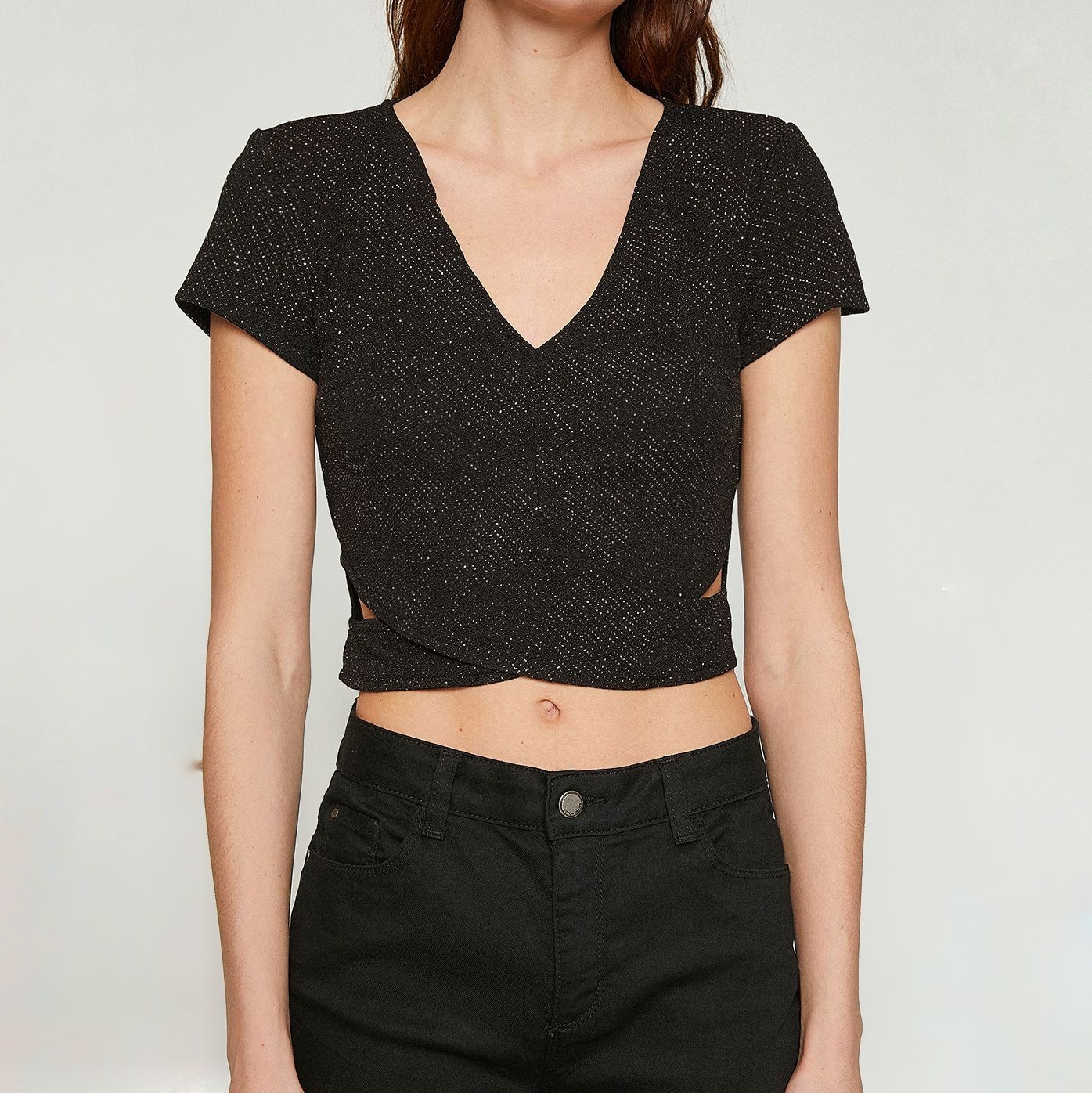 Топ черный люрексный Koton 8193, Топ черный люрексный Koton 8193 L
Топ черный люрексный Koton 8193, Топ черный люрексный Koton 8193 L