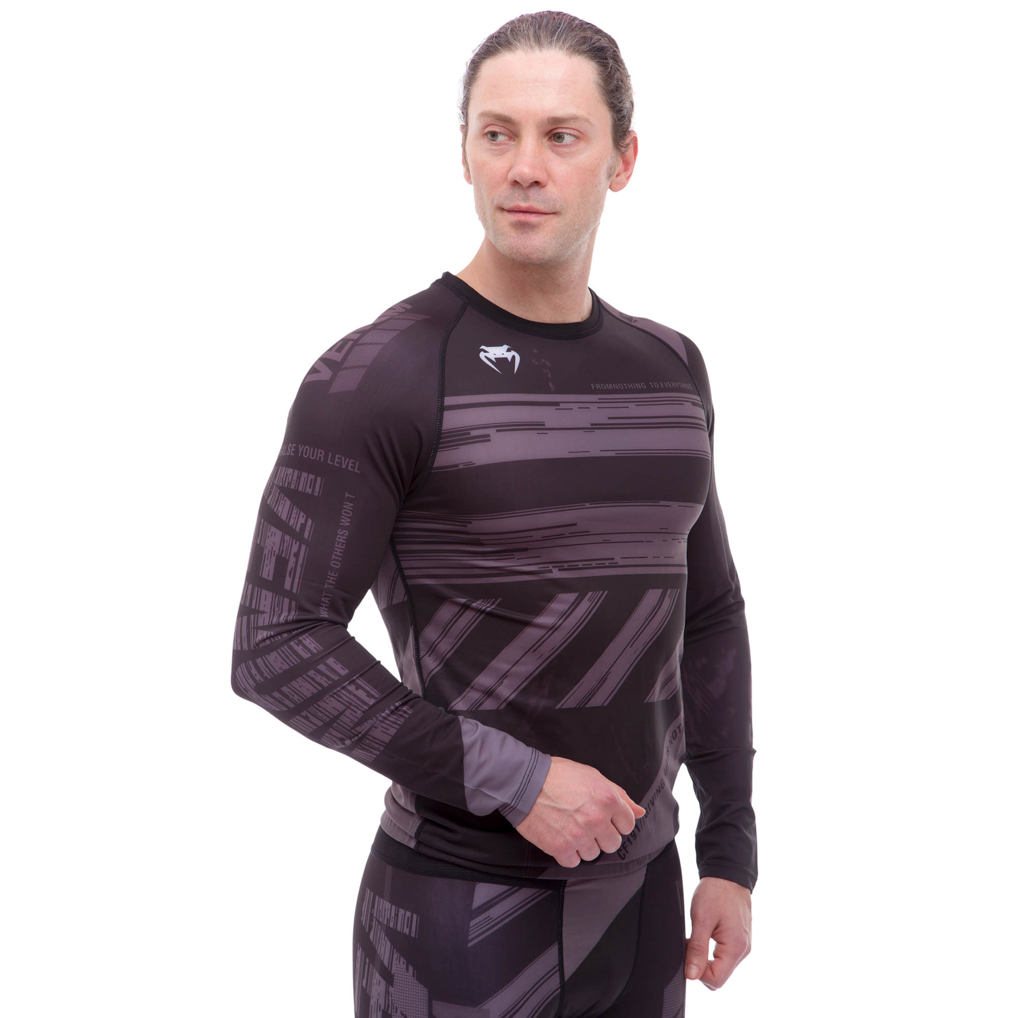 Рашгард с длинным рукавом Venum AMRAP 9507 (PL, эластан, р-р XXS 38-40 , черный)
Рашгард с длинным рукавом Venum AMRAP 9507 (PL, эластан, р-р XXS 38-40 , черный)