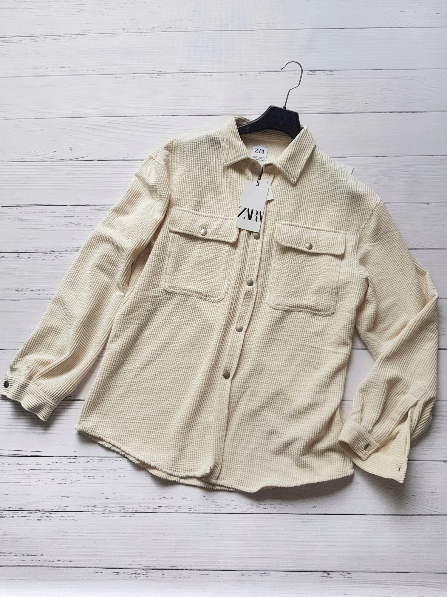 Женская молочная рубашка оверсайз Zara 0387/403/712 8683, Женская молочная рубашка оверсайз Zara 0387/403/712 L 8683
Женская молочная рубашка оверсайз Zara 0387/403/712 8683, Женская молочная рубашка оверсайз Zara 0387/403/712 L 8683