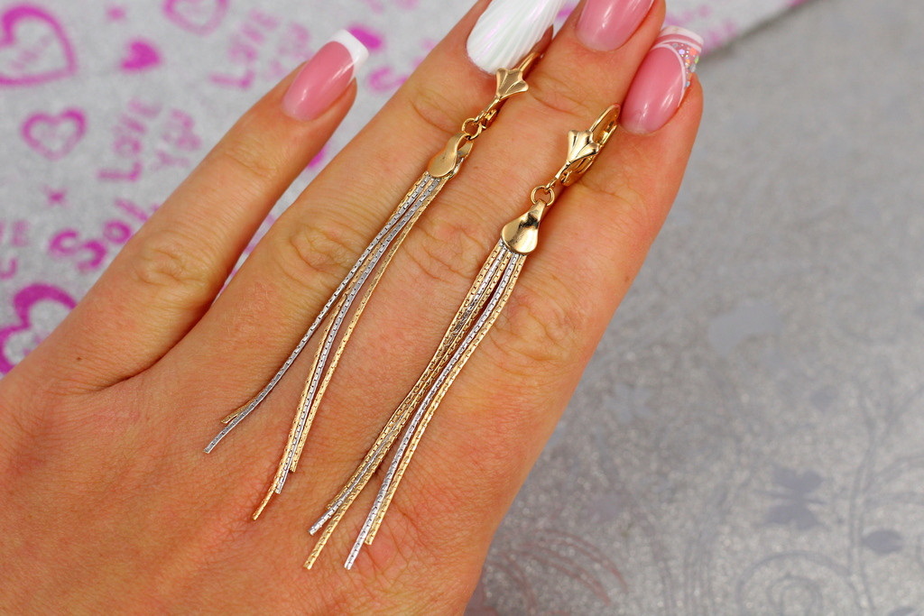Серьги подвески Xuping Jewelry метелки комбинированные граненые 8,5 см золотистые
Серьги подвески Xuping Jewelry метелки комбинированные граненые 8,5 см золотистые