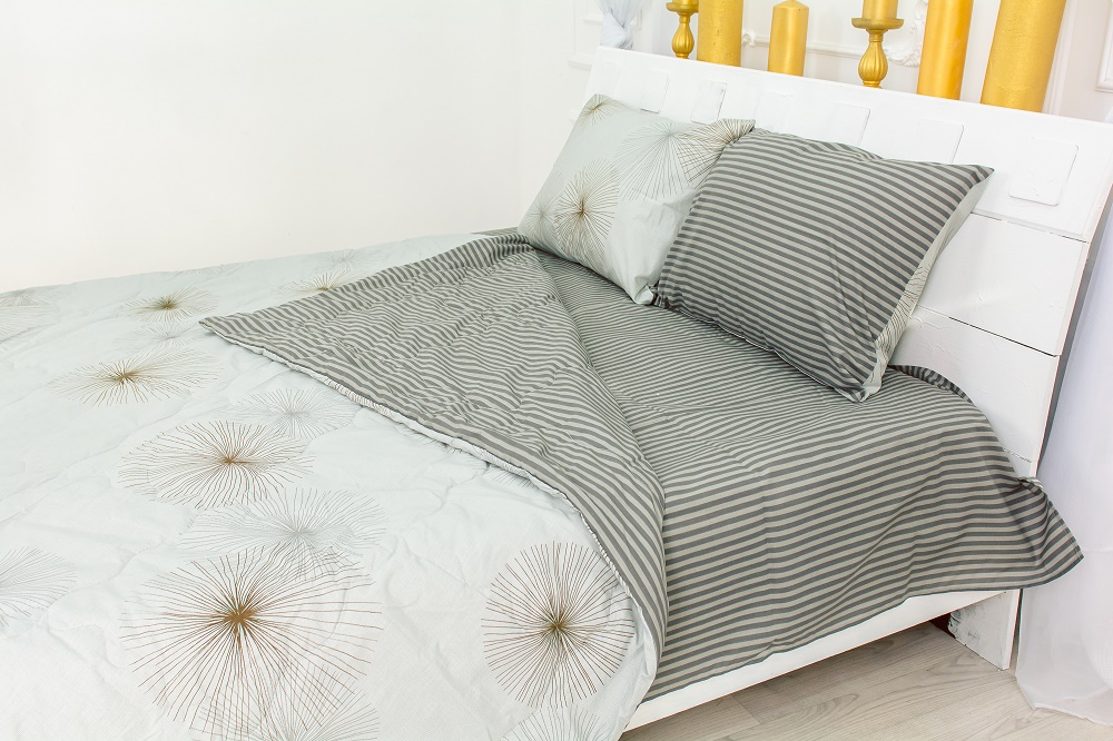 Набор MirSon №2410 EcoSilk 19-2491 Leone (одеяло + 2 наволочки + простынь) 200х220 см + 220х240 см + 50х70 см италия, ecosilk
Набор MirSon №2410 EcoSilk 19-2491 Leone (одеяло + 2 наволочки + простынь) 200х220 см + 220х240 см + 50х70 см италия, ecosilk