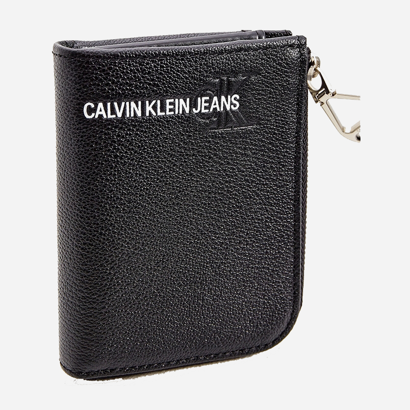 Кошелек мужской кожаный Calvin Klein Jeans Short Zip Around Lanyard K50K506961-BDS Черный
Кошелек мужской кожаный Calvin Klein Jeans Short Zip Around Lanyard K50K506961-BDS Черный