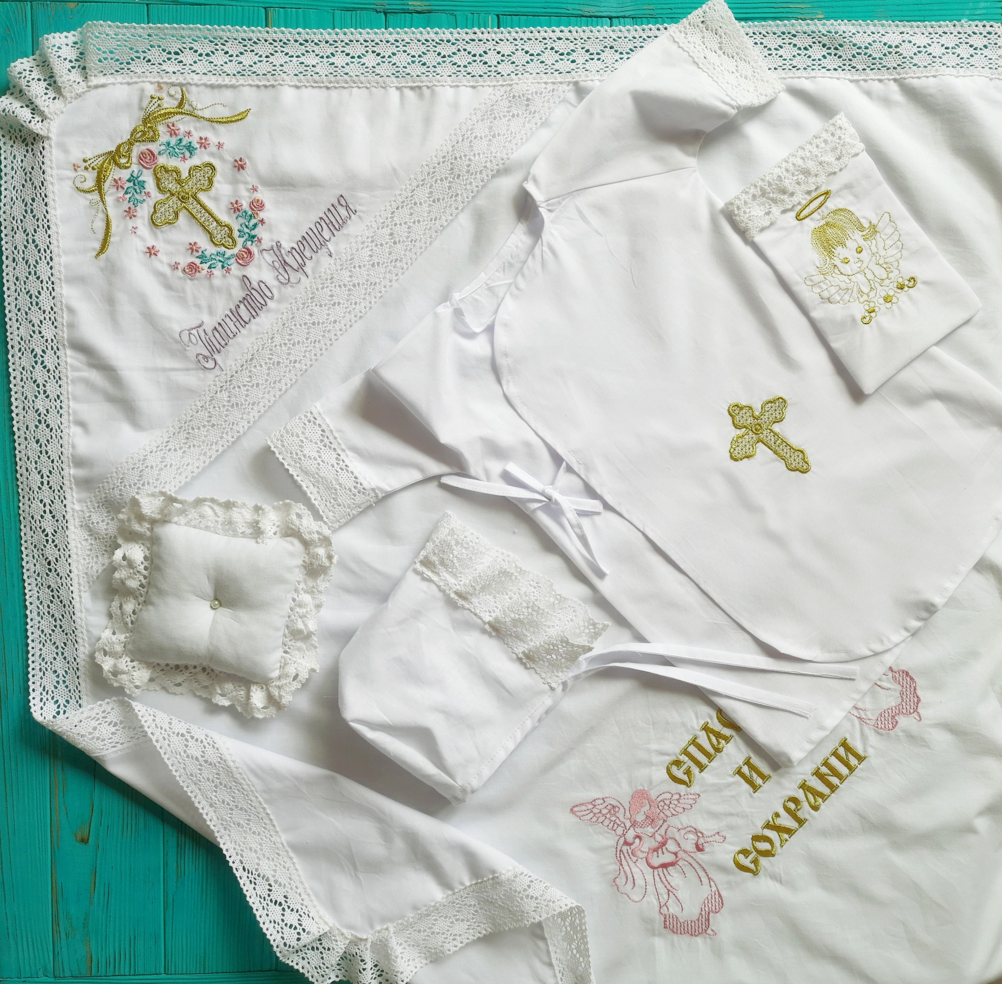 Крестильный набор Baby Textile 0-6 месяцев: крыжма, рубашка, чепчик, подушечка и мешочек для локона 75х75 см Белый
Крестильный набор Baby Textile 0-6 месяцев: крыжма, рубашка, чепчик, подушечка и мешочек для локона 75х75 см Белый