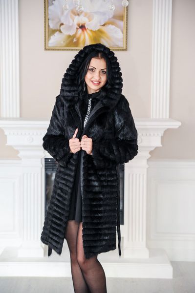 Шуба BG-Furs из меха нутрии с гофрированной стрижкой 54 Черная (Р-М16-Ч-30-2/3-54)
Шуба BG-Furs из меха нутрии с гофрированной стрижкой 54 Черная (Р-М16-Ч-30-2/3-54)