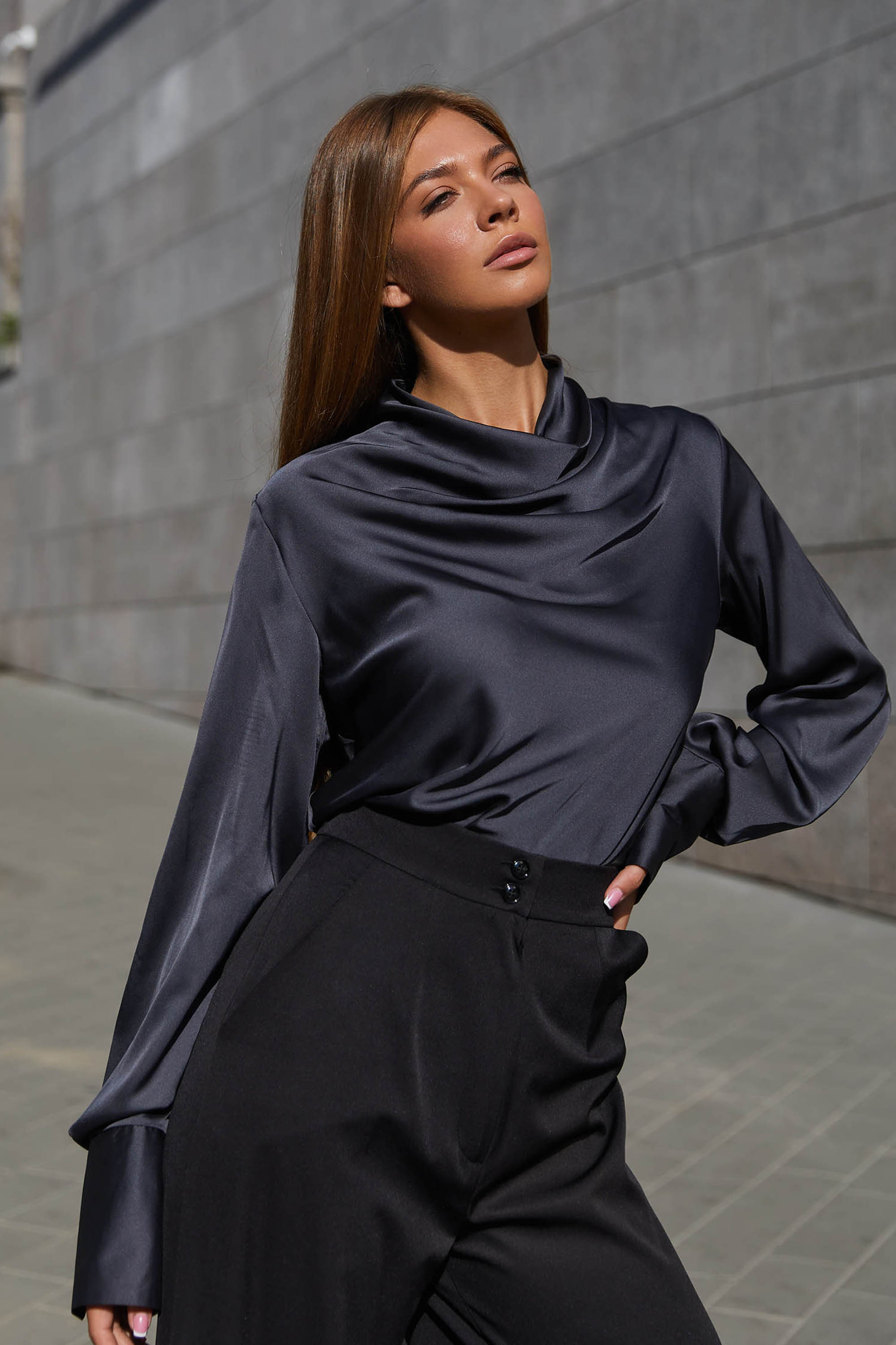 Женская JADONE FASHION шелковая блуза хомут Камилла цвет черный (Блуза Камилла черный, Женская JADONE FASHION шелковая блуза хомут Камилла цвет черный L (Блуза Камилла черный)
Женская JADONE FASHION шелковая блуза хомут Камилла цвет черный (Блуза Камилла черный, Женская JADONE FASHION шелковая блуза хомут Камилла цвет черный L (Блуза Камилла черный)