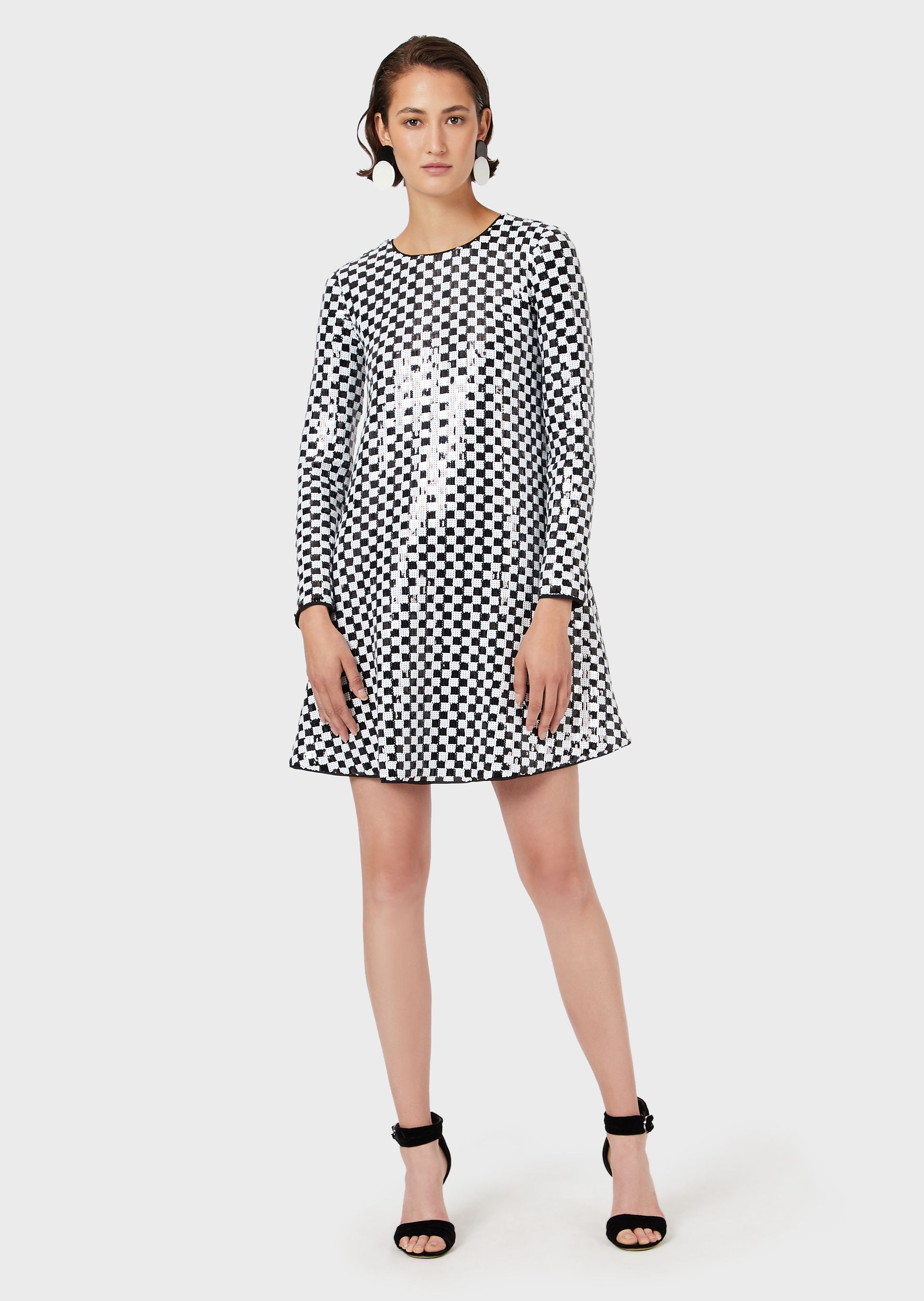 Платье Emporio Armani Черно-белое 6H2A6E.2JXPZ, Платье Emporio Armani 46 Черно-белое 6H2A6E.2JXPZ
Платье Emporio Armani Черно-белое 6H2A6E.2JXPZ, Платье Emporio Armani 46 Черно-белое 6H2A6E.2JXPZ