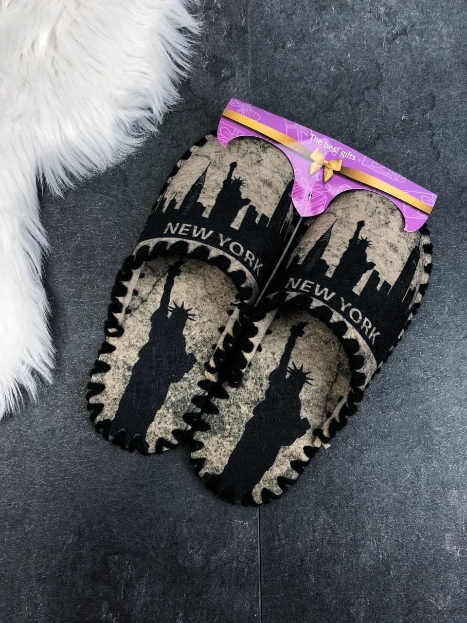 Домашние мужские тапочки фетровые Pijama po Fanu черные NEW YORK 44-45 са-987-N-44-45
Домашние мужские тапочки фетровые Pijama po Fanu черные NEW YORK 44-45 са-987-N-44-45