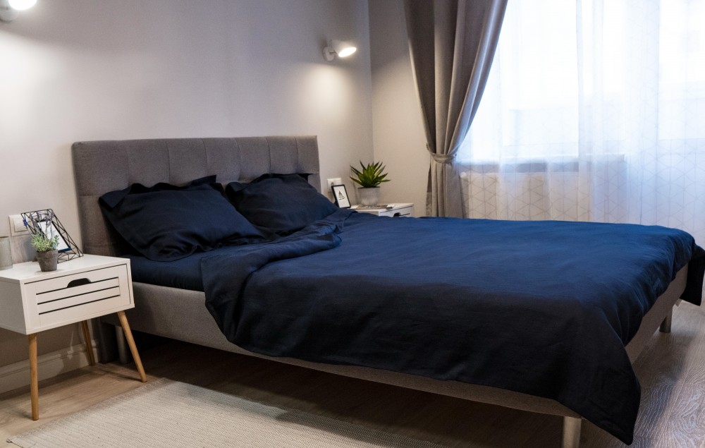 Комплект постельного белья из высококачественного умягченного льна ECO HOME Семейный Темно-синий 140х200 см 2 шт. (EH01-29-3)
Комплект постельного белья из высококачественного умягченного льна ECO HOME Семейный Темно-синий 140х200 см 2 шт. (EH01-29-3)