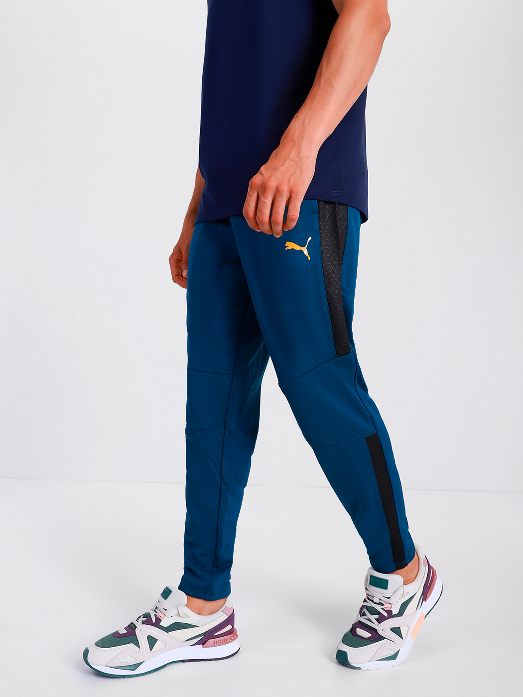 Спортивные штаны Puma Train Activate Pant 52012965 Blue/Black, Спортивные штаны Puma Train Activate Pant 52012965 L Blue/Black
Спортивные штаны Puma Train Activate Pant 52012965 Blue/Black, Спортивные штаны Puma Train Activate Pant 52012965 L Blue/Black