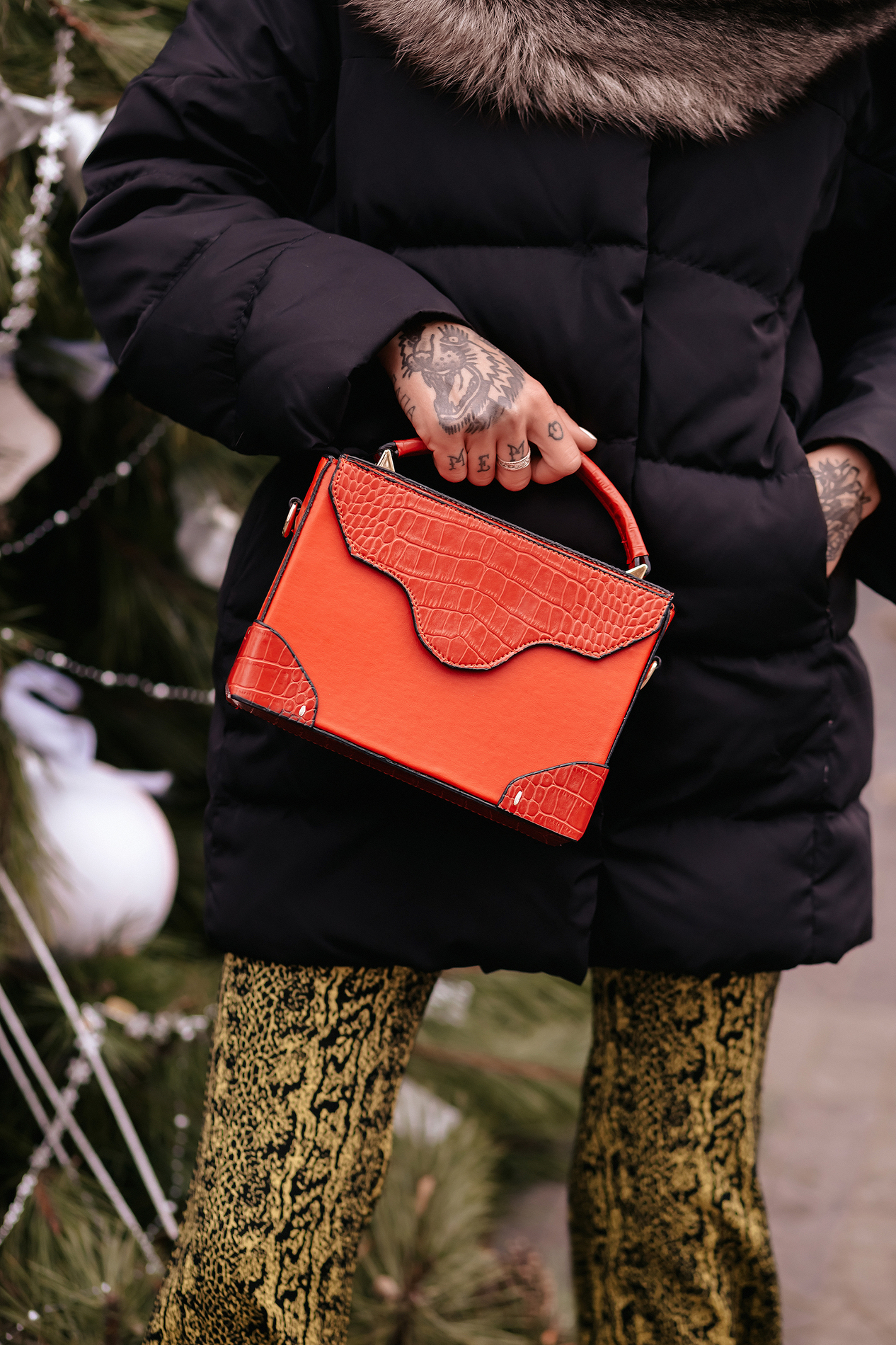 Женская сумка Rebecca красная эко кожа - Astory Designer Bags (RebecKram00023-00046)
Женская сумка Rebecca красная эко кожа - Astory Designer Bags (RebecKram00023-00046)