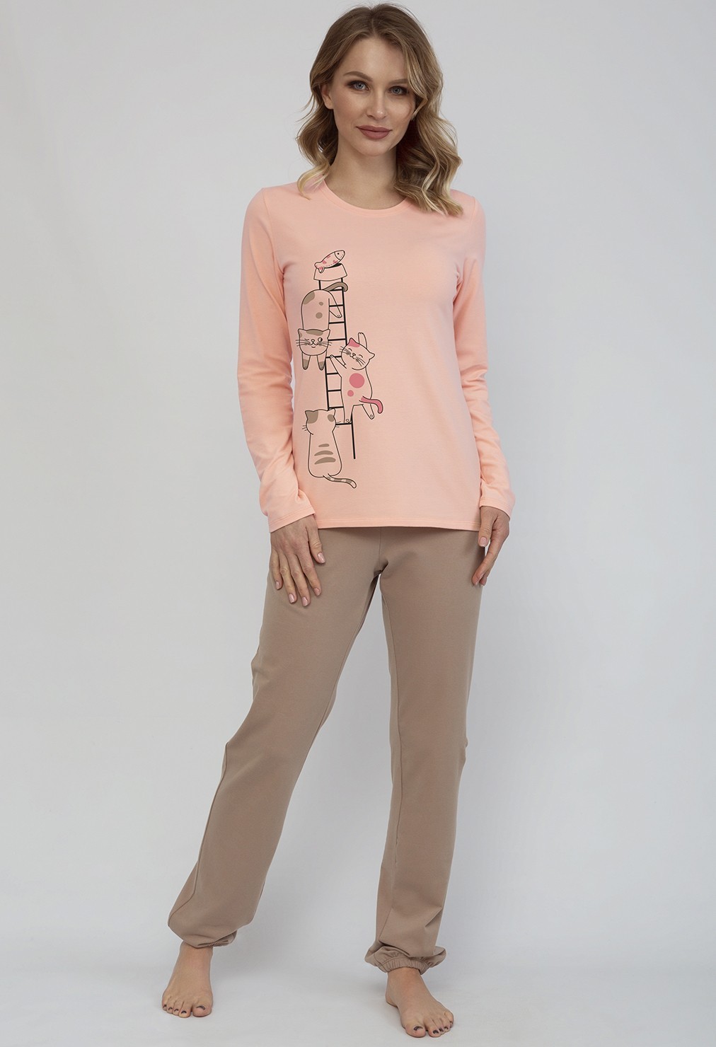 Пижама женская Cute Cat 1297/082 от Roksana персиковый, коричневый, Пижама женская Cute Cat 1297/082 от Roksana персиковый, коричневый XL
Пижама женская Cute Cat 1297/082 от Roksana персиковый, коричневый, Пижама женская Cute Cat 1297/082 от Roksana персиковый, коричневый XL