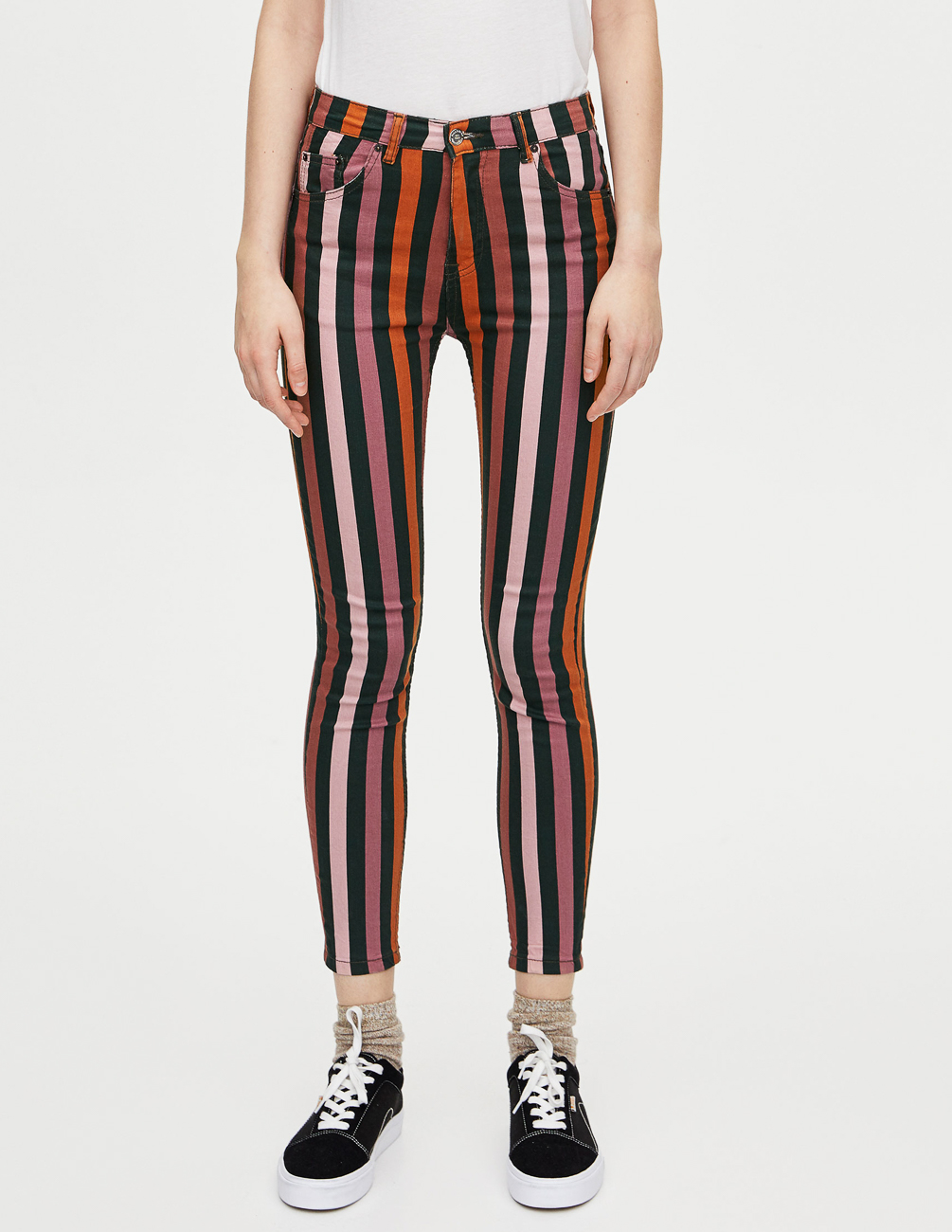 Джинсы PULL & BEAR Ж1071656 (9687/367/620) цвет разноцветный, Джинсы PULL & BEAR Ж1071656 (9687/367/620) цвет разноцветный XS
Джинсы PULL & BEAR Ж1071656 (9687/367/620) цвет разноцветный, Джинсы PULL & BEAR Ж1071656 (9687/367/620) цвет разноцветный XS