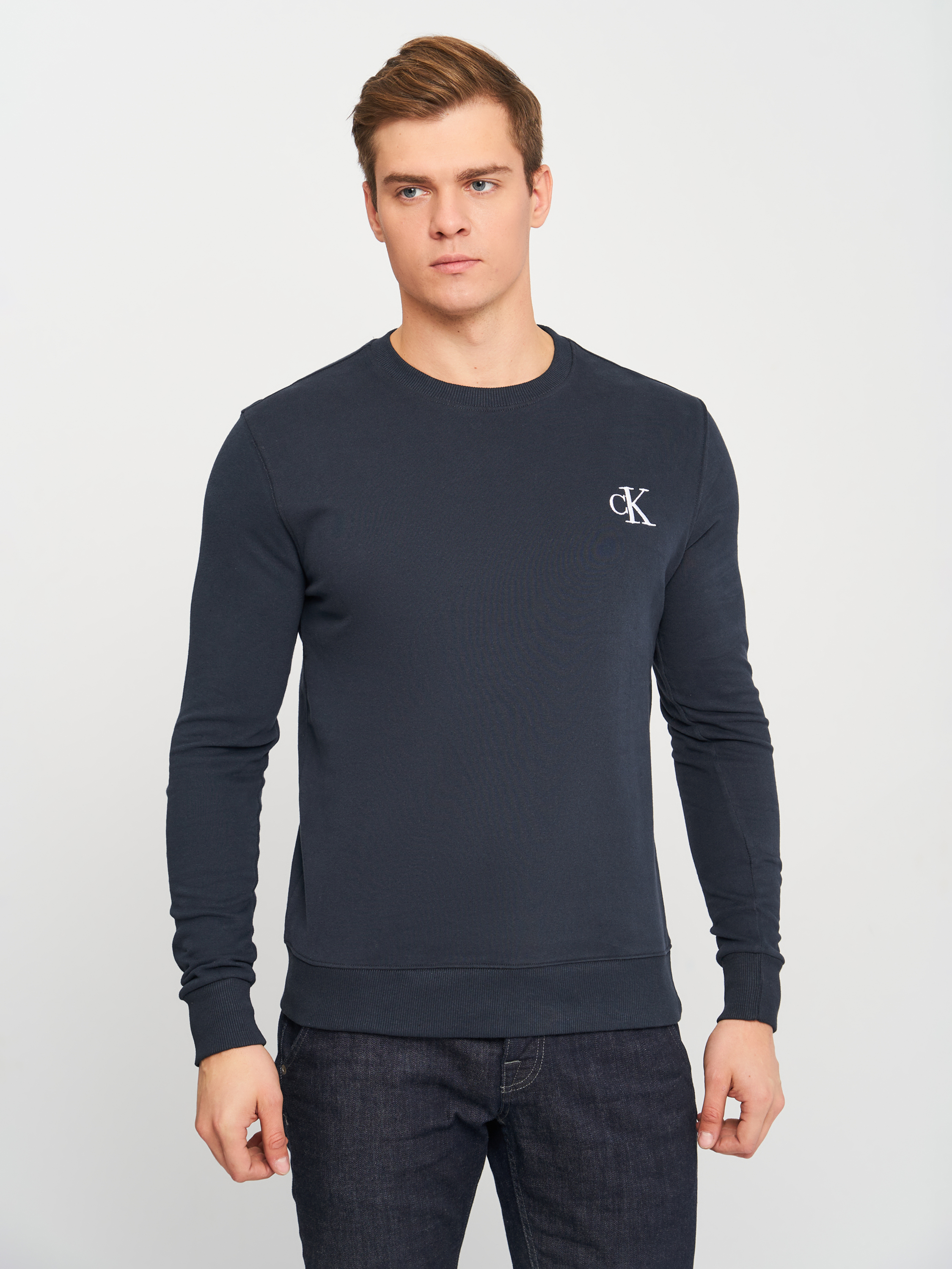 Свитшот Calvin Klein Jeans 10798 (50) Темно-синий, Свитшот Calvin Klein Jeans 10798 XL (50) Темно-синий
Свитшот Calvin Klein Jeans 10798 (50) Темно-синий, Свитшот Calvin Klein Jeans 10798 XL (50) Темно-синий