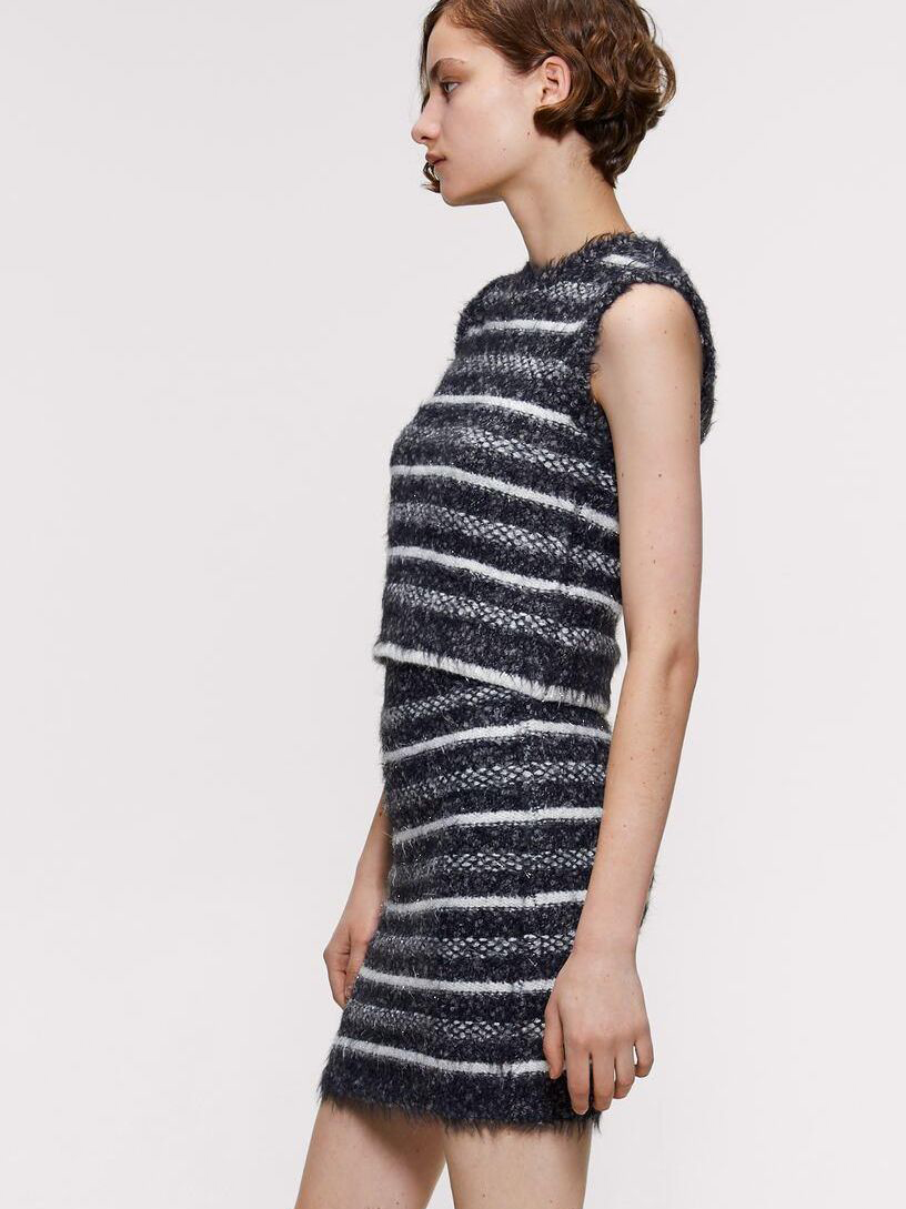 Жилет Zara XAZ266126LTWU Серый с белым, Жилет Zara XAZ266126LTWU L Серый с белым
Жилет Zara XAZ266126LTWU Серый с белым, Жилет Zara XAZ266126LTWU L Серый с белым