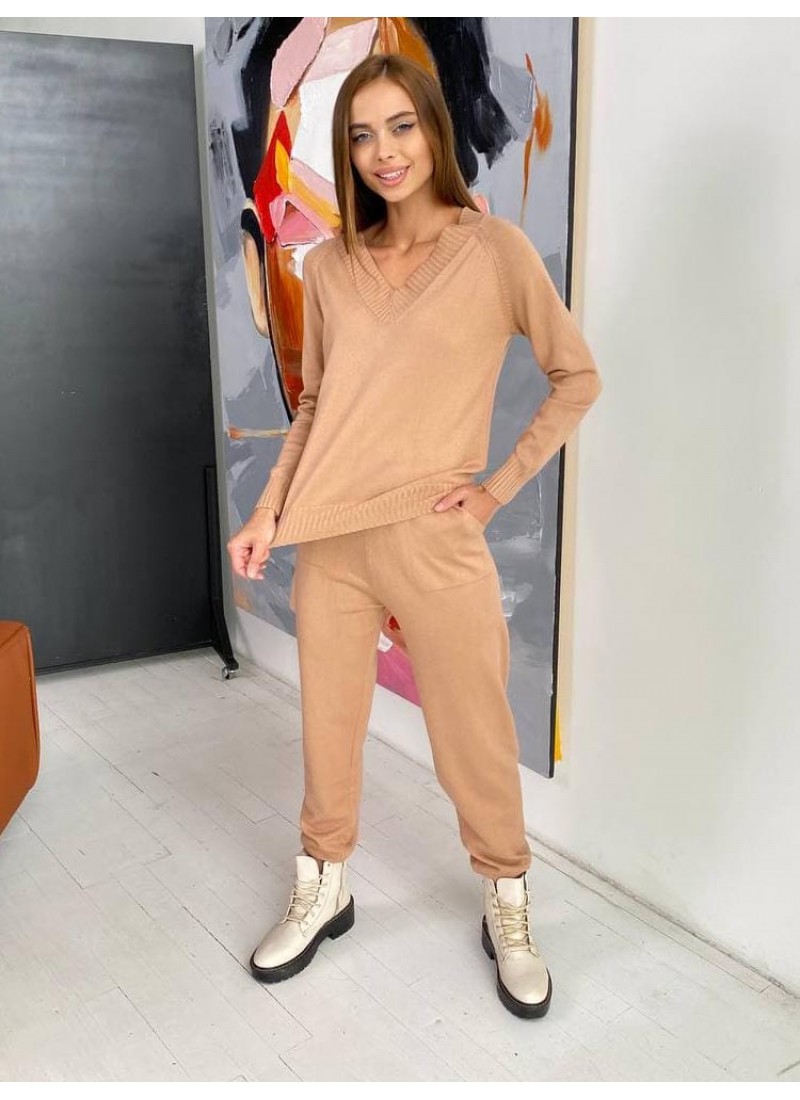 Костюм прогулочный V-вырез 3007# Modern Boutique кэмел, КО3007, Костюм прогулочный V-вырез 3007# Modern Boutique кэмел, one size КО3007
Костюм прогулочный V-вырез 3007# Modern Boutique кэмел, КО3007, Костюм прогулочный V-вырез 3007# Modern Boutique кэмел, one size КО3007