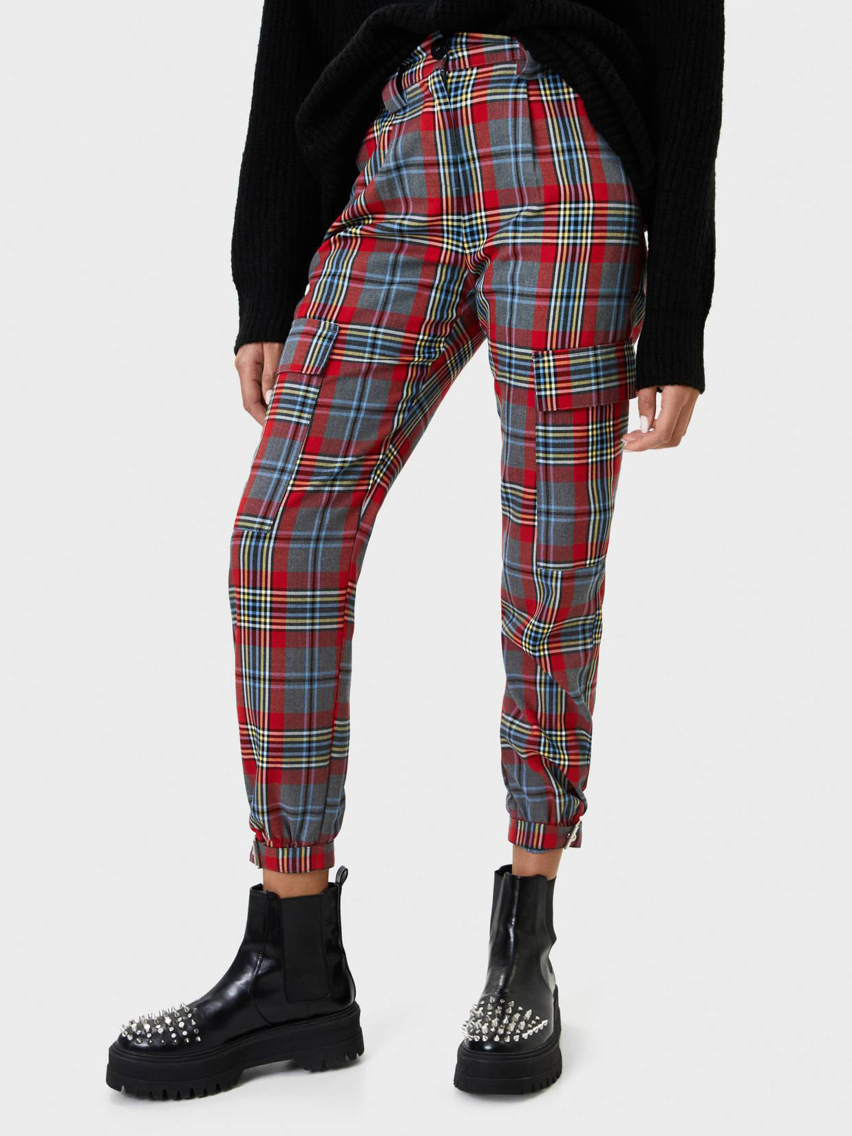 Брюки Bershka XAZ218770QXZO Серые с красным, Брюки Bershka XAZ218770QXZO 36 Серые с красным
Брюки Bershka XAZ218770QXZO Серые с красным, Брюки Bershka XAZ218770QXZO 36 Серые с красным