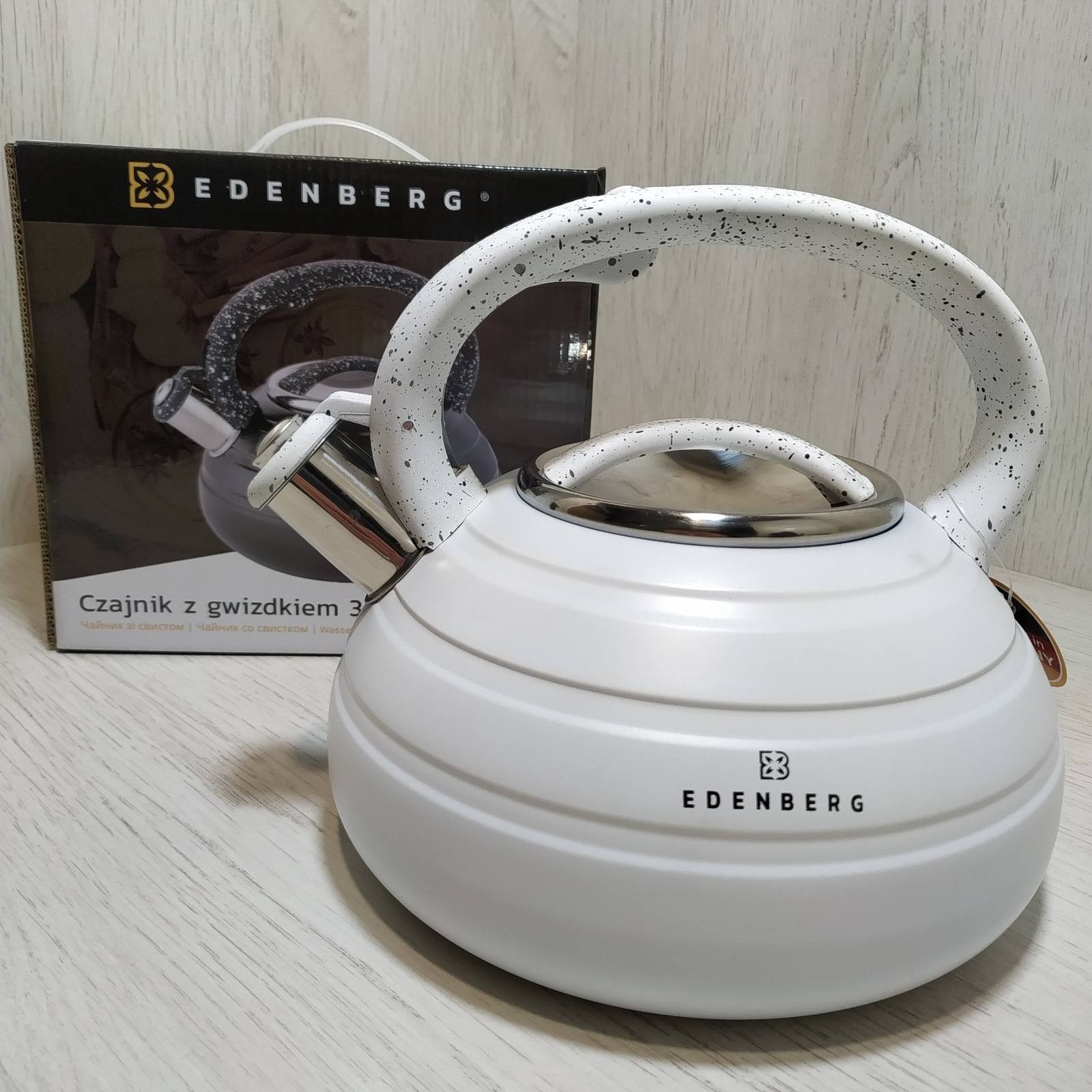 Чайник со свистком Edenberg EB-8841 белый чайник из нержавеющей стали для всех видов плит в том числе и индукционной
Чайник со свистком Edenberg EB-8841 белый чайник из нержавеющей стали для всех видов плит в том числе и индукционной