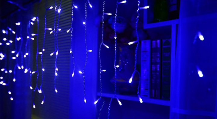 Світлодіодна гірлянда Decorative Light "Бахрома" 120 led 3 м з перехідником, контролером Blue
Світлодіодна гірлянда Decorative Light "Бахрома" 120 led 3 м з перехідником, контролером Blue