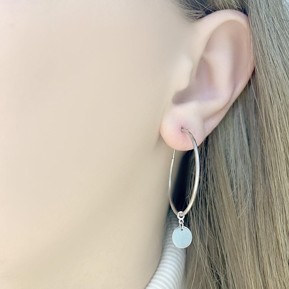 Серебряные серьги jill без камней
Серебряные серьги jill без камней