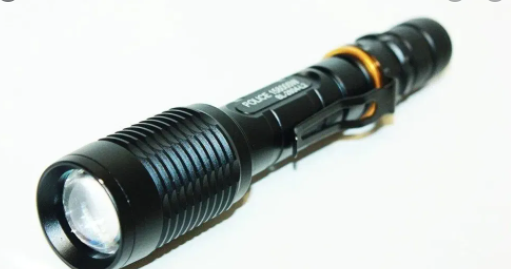 Фонарь Police Q2804-T6 под ружье, ЗУ 220V, zoom, Box + 2 х аккумулятор 18650 Черный (1006-993-00)
Фонарь Police Q2804-T6 под ружье, ЗУ 220V, zoom, Box + 2 х аккумулятор 18650 Черный (1006-993-00)