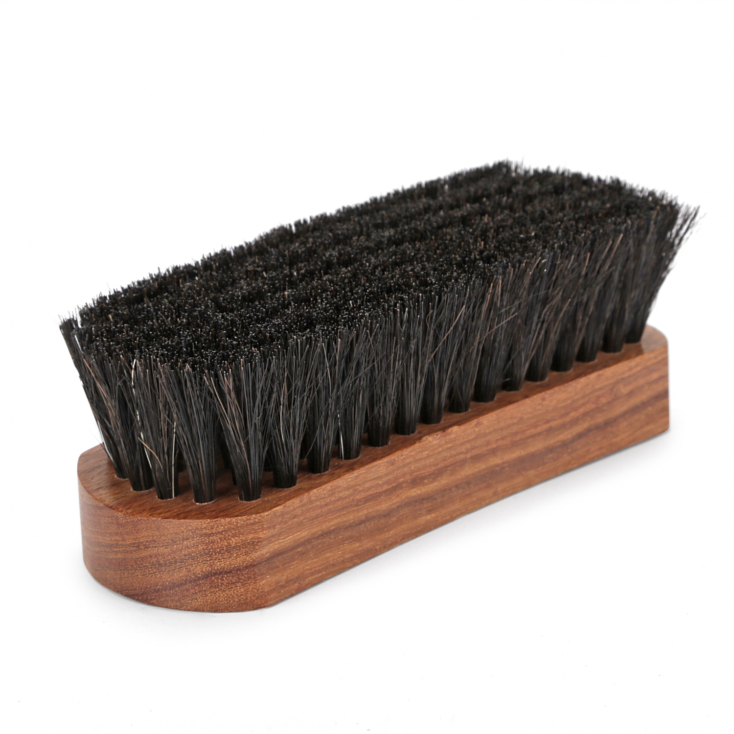 Маленькая щетка для полировки обуви с темного конского волоса Famaco Brosse Reluire
Маленькая щетка для полировки обуви с темного конского волоса Famaco Brosse Reluire