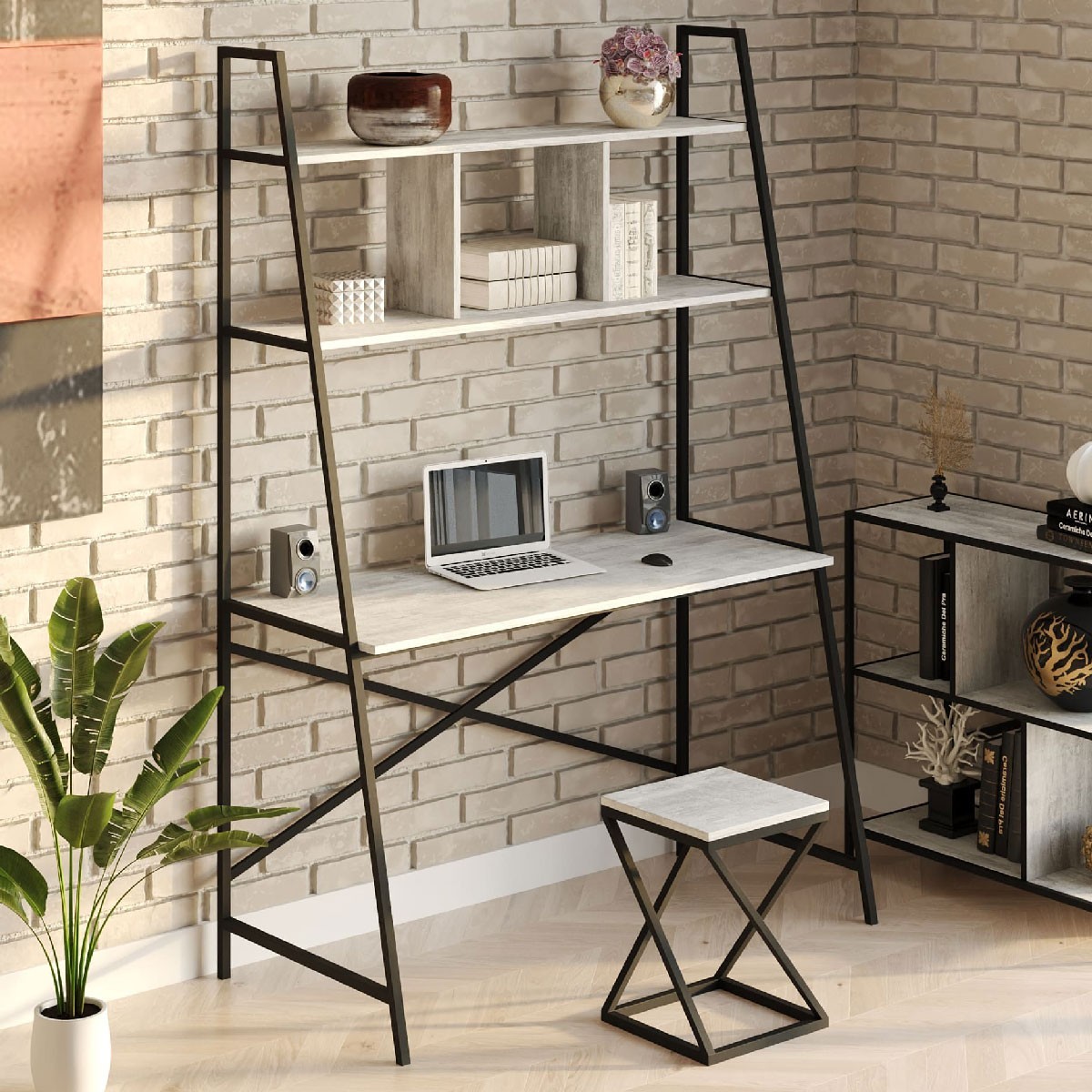 Стол компьютерный письменный с металлическим каркасом в стиле Лофт (Loft) DrevoGoods усиленный, прямой, рабочий для дома и офиса 1400х1800х600мм; металл: Черный; дерево: Бетон + стеллаж с полками без табурета
Стол компьютерный письменный с металлическим каркасом в стиле Лофт (Loft) DrevoGoods усиленный, прямой, рабочий для дома и офиса 1400х1800х600мм; металл: Черный; дерево: Бетон + стеллаж с полками без табурета