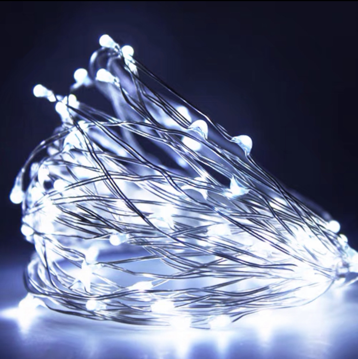 Гирлянда 100 Led с солнечной панелью на медной проволоке Белая 10M ,питания от солнца ,Арт: 1007315
Гирлянда 100 Led с солнечной панелью на медной проволоке Белая 10M ,питания от солнца ,Арт: 1007315