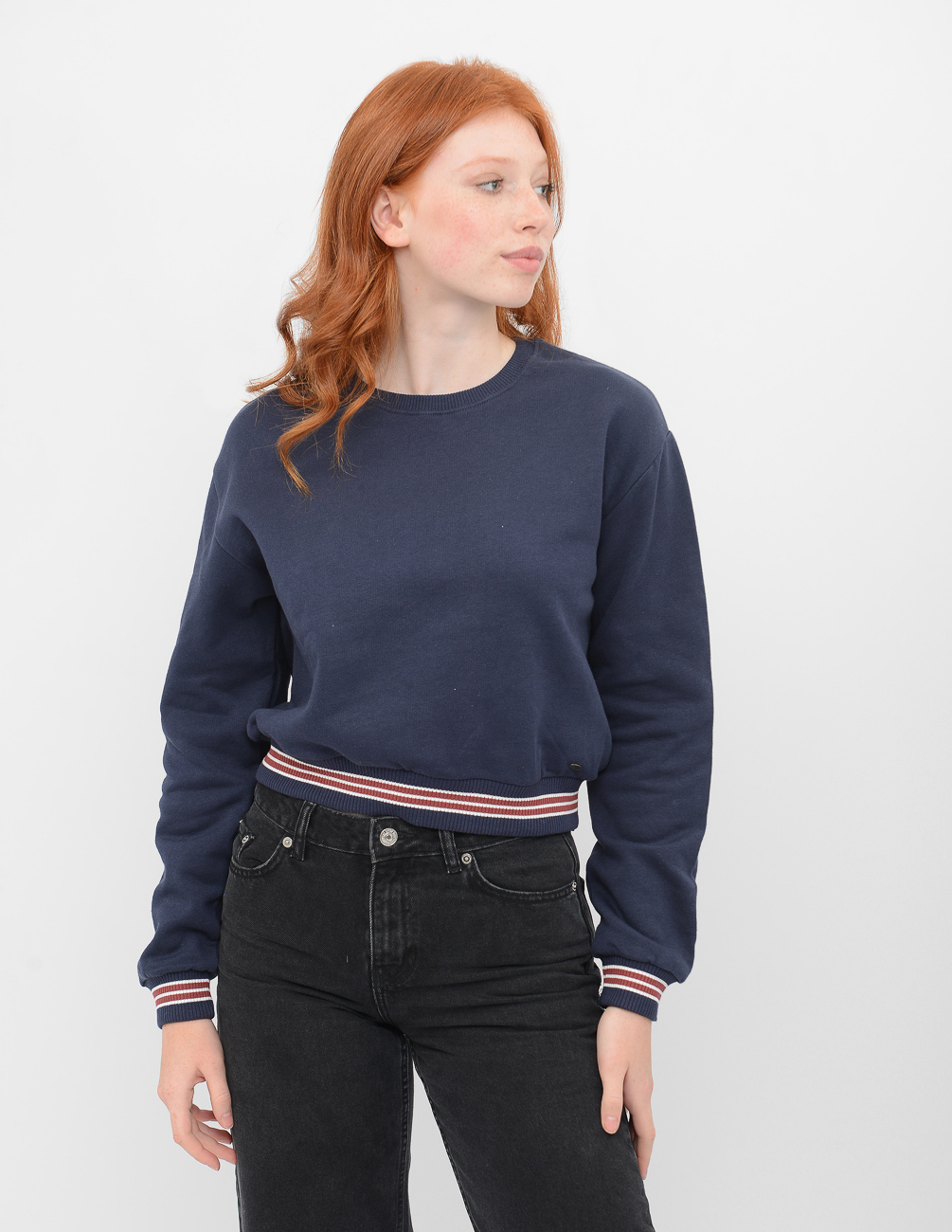 Свитшот PULL & BEAR Ж1077779 (5590/358/401) цвет синий, Свитшот PULL & BEAR Ж1077779 (5590/358/401) цвет синий XXS
Свитшот PULL & BEAR Ж1077779 (5590/358/401) цвет синий, Свитшот PULL & BEAR Ж1077779 (5590/358/401) цвет синий XXS