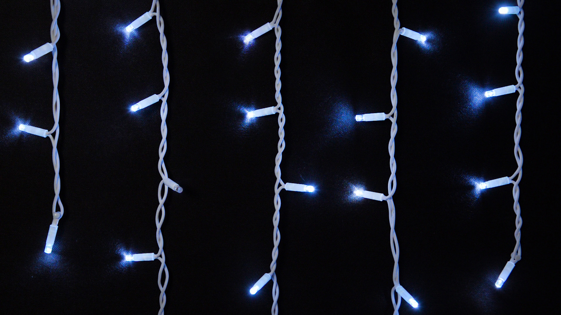 Светодиодная гирлянда Delux ICICLE 75 LED 2 x 0.7 м IP44 EN Белый/белый (90016588)
Светодиодная гирлянда Delux ICICLE 75 LED 2 x 0.7 м IP44 EN Белый/белый (90016588)