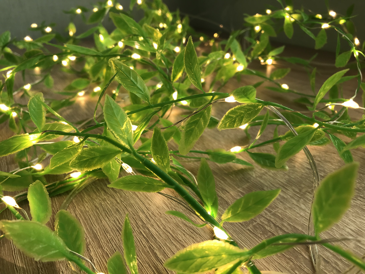 Гирлянда листья плакучей ивы,200 Led, (Штора) на медной проволоке,Теплый белый, от сети 220 вольт Арт:1007270
Гирлянда листья плакучей ивы,200 Led, (Штора) на медной проволоке,Теплый белый, от сети 220 вольт Арт:1007270