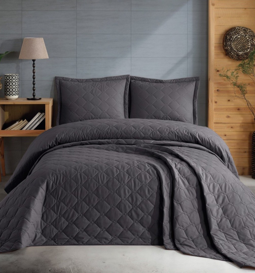 Покрывало стеганое 240*260 с наволочками 50х70 (TM Zeron) KARE ANTRASIT. Турция
Покрывало стеганое 240*260 с наволочками 50х70 (TM Zeron) KARE ANTRASIT. Турция