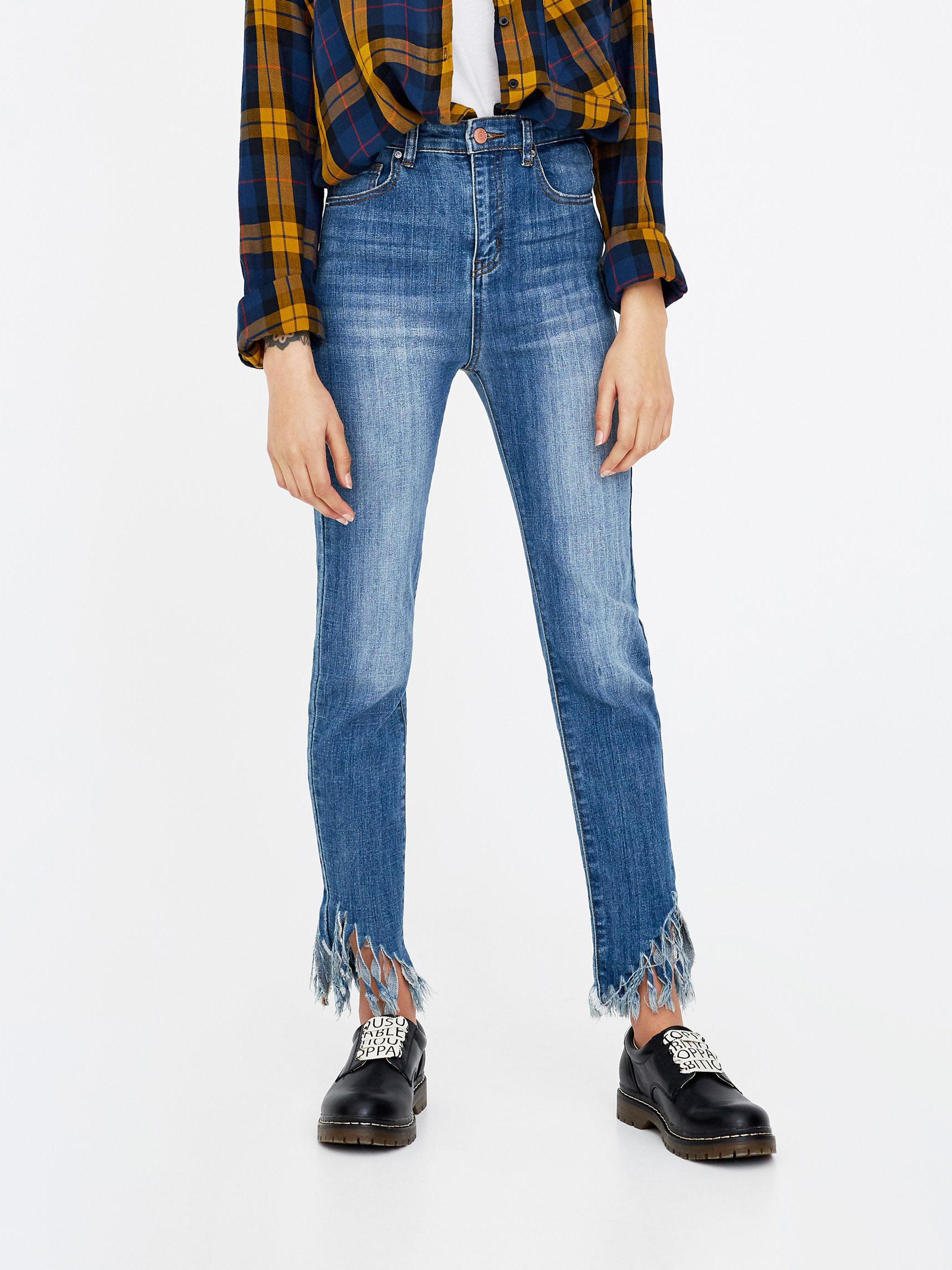 Джинсы Pull & Bear XAZ190012WBFG Синие, Джинсы Pull & Bear XAZ190012WBFG 32 Синие
Джинсы Pull & Bear XAZ190012WBFG Синие, Джинсы Pull & Bear XAZ190012WBFG 32 Синие