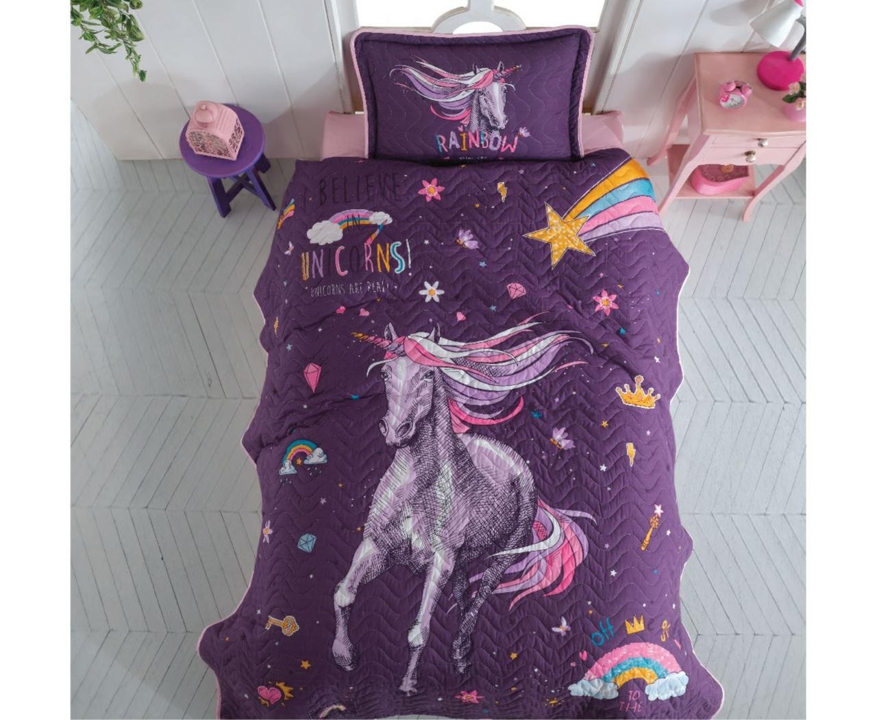 Покрывало подростковое стеганное хлопковое с наволочкой Aran Clasy Единорог 180x240 RainBow
Покрывало подростковое стеганное хлопковое с наволочкой Aran Clasy Единорог 180x240 RainBow