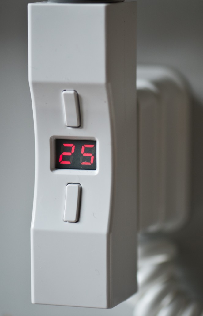 Тэн у полотенцесушитель Heatpol H+E K 30x30 с скрытым подключением, регулятором, белый (white) 300 Вт
Тэн у полотенцесушитель Heatpol H+E K 30x30 с скрытым подключением, регулятором, белый (white) 300 Вт